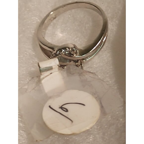 Sterling Silver 925 Women's Size 6 Ring Heart design with Cubic Zirconia  NEW - Picture 9 of 10